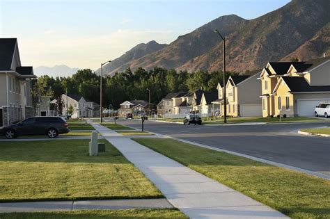 The neighborhood. A proto-typical middle-american neighborhood in the western Un , #ad, #typical ...