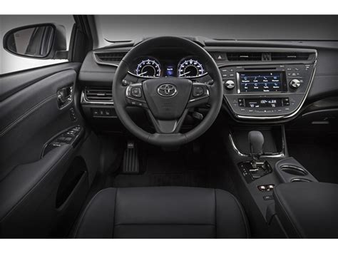 2018 Toyota Avalon Hybrid: 19 Interior Photos | U.S. News