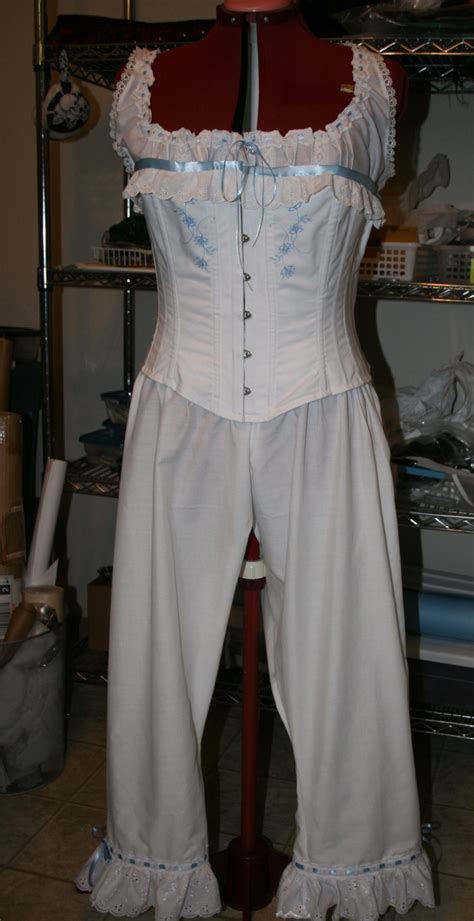 Victorian Costume Maker: Victorian Bloomers