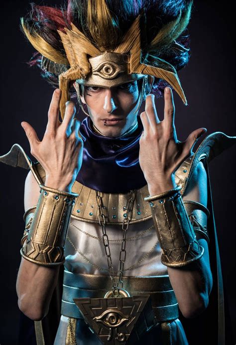 Pharaoh Atem - Yu-Gi-Oh! cosplay at Aniventure Comic-Con 2018. | Yugioh, Cosplay, Cosplay diy