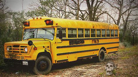 Abandoned school bus 2016. Old abandoned buses. Neglected rusty car bus ...