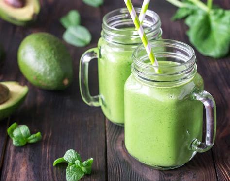 7 Avocado Smoothie Recipes: Go Green With Tasty Treats