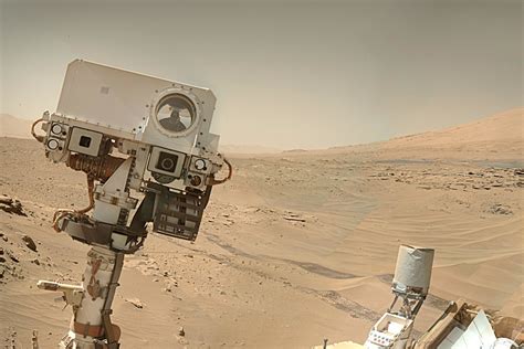 NASA's Curiosity Rover Snaps Wide-Angle Selfie on Mars - NBC News