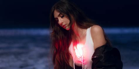 Weyes Blood Announces Tour and New Album, Shares New Song: Listen | Pitchfork