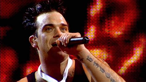 Robbie Williams: Live at Knebworth - Robbie Williams Image (3436335) - Fanpop