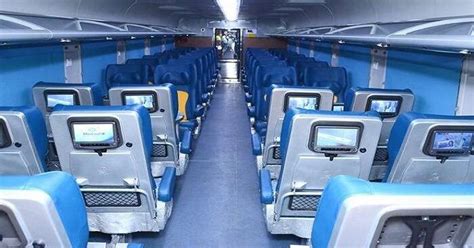 Luxury Coaches In The All New Tejas Express To Go SMART! Indian Railways Is Zooming @200 Kmph