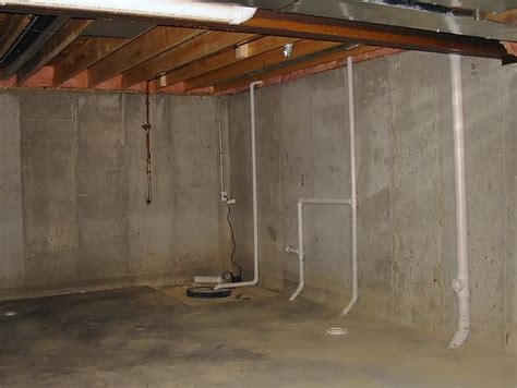 What Causes Moisture in Basement Walls? - Water Damage AdvisorWater ...