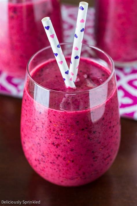 Breakfast Energy Smoothie | Deliciously Sprinkled