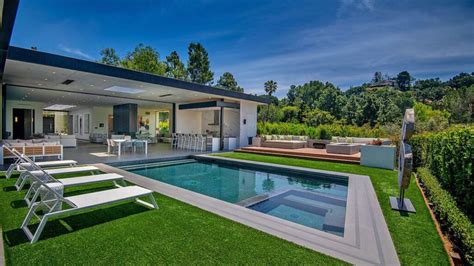 See the Best of Beverly Hills – Modern, Architecture, Design, Experiences