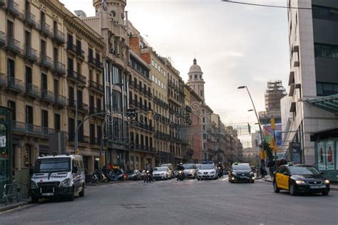 BARCELONA, SPAIN - JANUARY 10, 2017: Street View. Editorial Photography - Image of classic ...