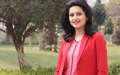 Swati Raina Zee Business Anchor Wiki, Age, Biography, Husband, Profile