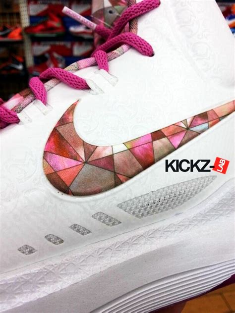 "Aunt Pearl" Nike KD V - SneakerNews.com