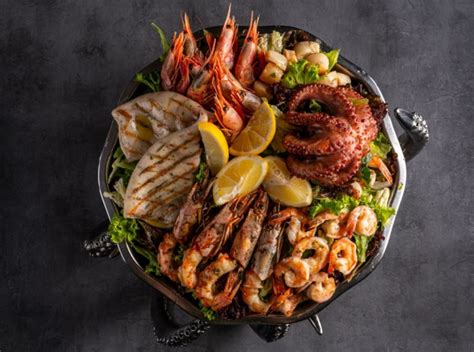 BBQ seafood platter & aioli Recipe | Buy West Eat Best