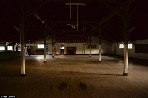 Seph Lawless pictures Bushkill Park an abandoned amusement park in ...