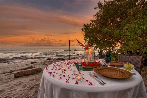 Romantic Beach Dinner in Costa Rica - Costa Rica Beach Resort