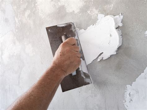 How to Plaster Walls With Clay Instead of Painting