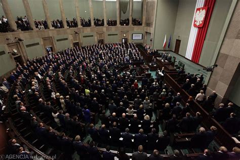 PiS umeblował Sejm i Senat