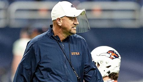 UTSA Head Coach Tests Positive for COVID-19, Bowl Game Still On