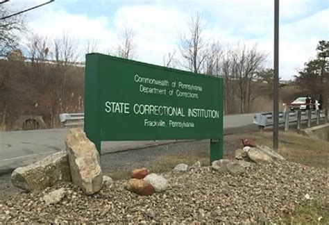 Female Pennsylvania Prison Worker Accused of Sending Revealing Photos ...