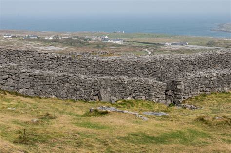 Dún Aonghasa © Ian Capper :: Geograph Britain and Ireland