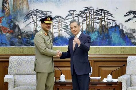 Pakistan Army Chief, China's State Councilor agree to boost military ...