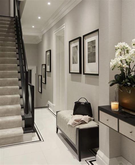 Create a warm and welcoming hallway with these key principles and ideas to use in your home # ...