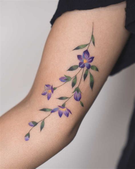 Violet flowers by Rey Jasper - Tattoogrid.net