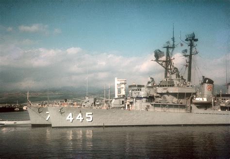 19680200S-08 USS Fletcher DD-445 and USS Epperson DD-719 P… | Flickr