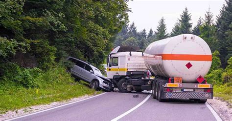 Why You Need a Truck Accident Attorney After a Collision: Everything ...