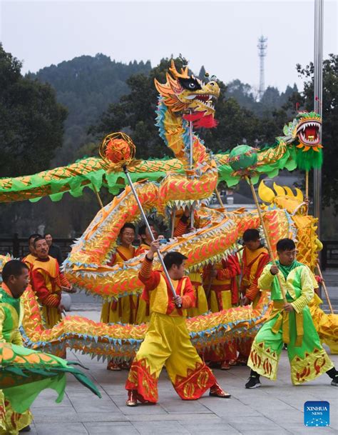 Photos | Lantern Festival celebrated across China