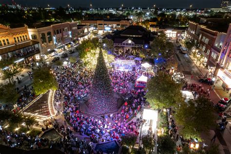 Market Street Announces Lighting Luminary for 15th Annual Christmas ...