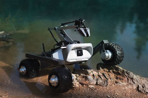 Awesome RC Buggy is the Closest Thing To Driving a Mars Rover | Digital Trends