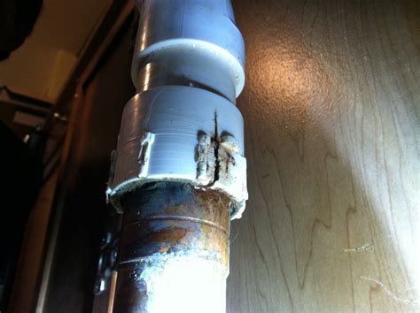plumbing - temporarily seal leaky pipe under sink? - Home Improvement Stack Exchange