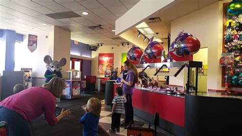 Chuck E Cheese theme song Feb 2016 - YouTube