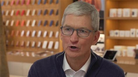 Tim Cook wants stricter privacy laws | CNN Business