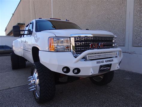 Nice Lifted White GMC Sierra Truck | Gmc trucks sierra, Gmc trucks, Gmc