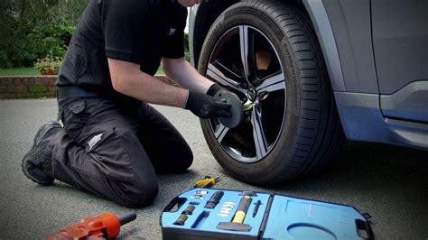 Locking Wheel Nut Removal - WH Nutt & Son Tyres