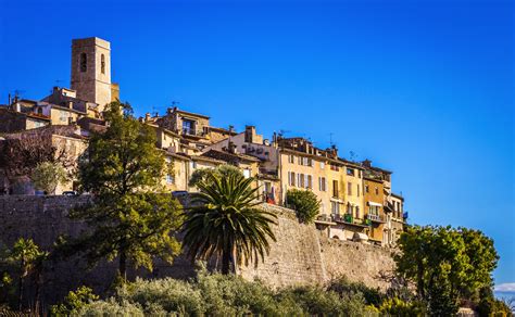 Saint-Paul de Vence, artists' favorite town in the French Riviera ...