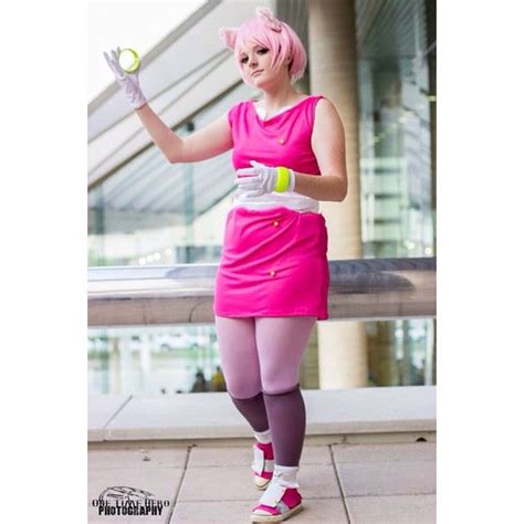 Sonic Boom Amy Cosplay - V Cosplayte