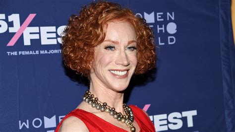 Kathy Griffin announces lung cancer battle on Twitter, says she's a ...