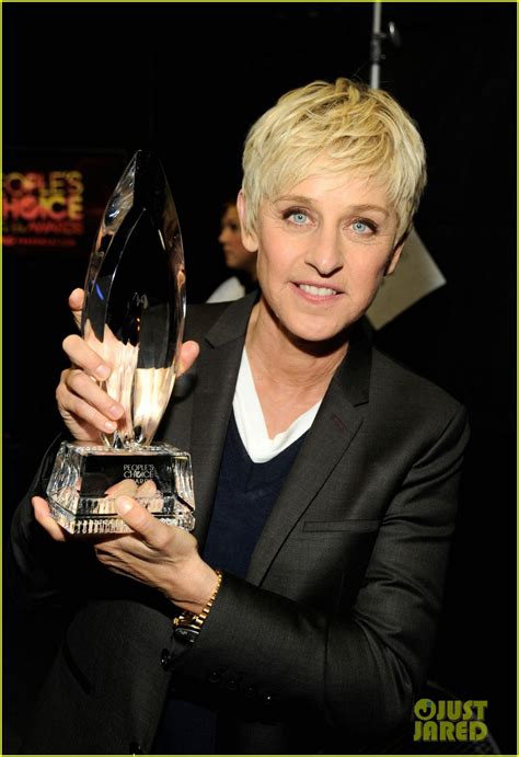 Ellen DeGeneres & Portia de Rossi - People's Choice Awards 2012 - Ellen ...