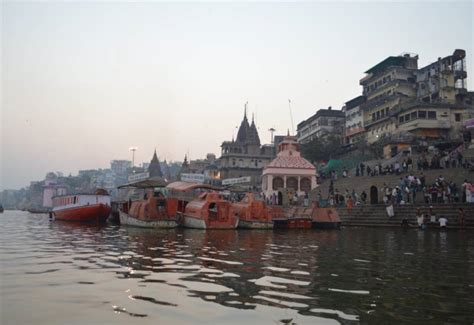 Banaras Ghats Varanasi, history, list, bathing, boating, facts