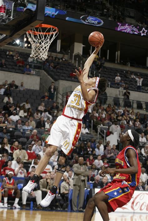 Candace Parker, 2004 | Candace Parker dunks at the 2004 McDo… | Flickr