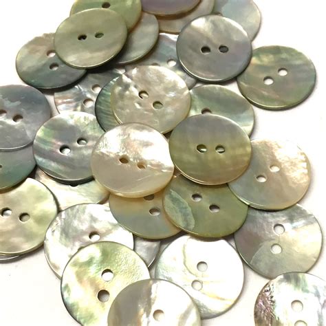 18mm natural mother of pearl buttons, 10 pack - The Button Shed