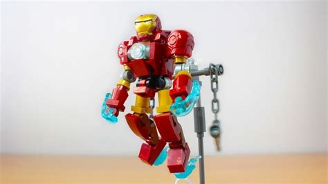 LEGO Iron Man Suit [instructions] | Lego iron man, Amazing lego ...