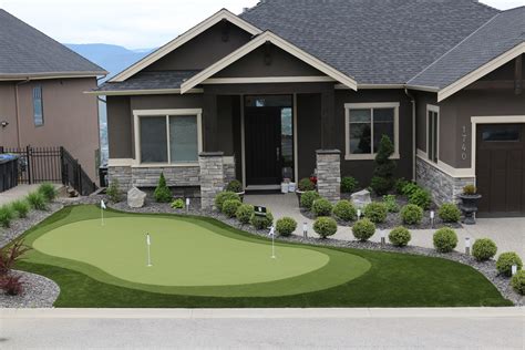 Front yard putting green by Synthetic Turf Canada. Pet friendly, maintenance free options. www ...