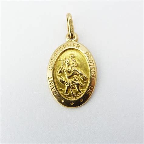 Vintage Unoaerre 9ct Gold St. Christopher Pendant Italian - Etsy UK | Vintage statement jewelry ...