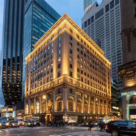 711 Fifth Avenue — Deutsche Finance America