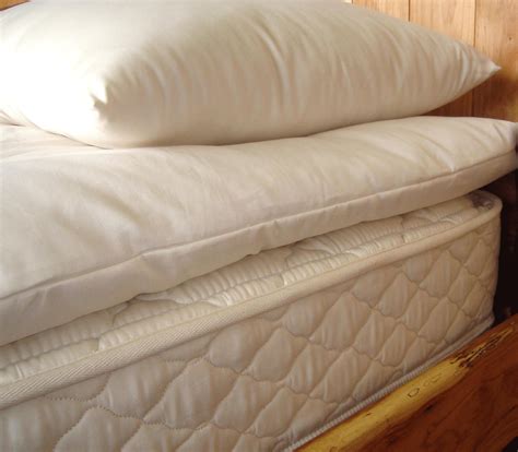 Holy Lamb Organics Quilted Wool Mattress Topper