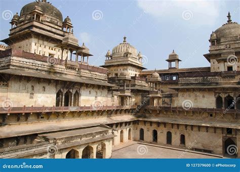 Interior View of Jahangir Palace. Orchha Palace Fort Complex. Orchha ...